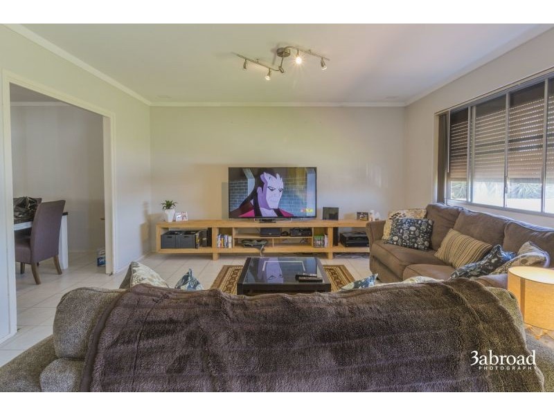 12 Bushy Rd, Spearwood WA 6163