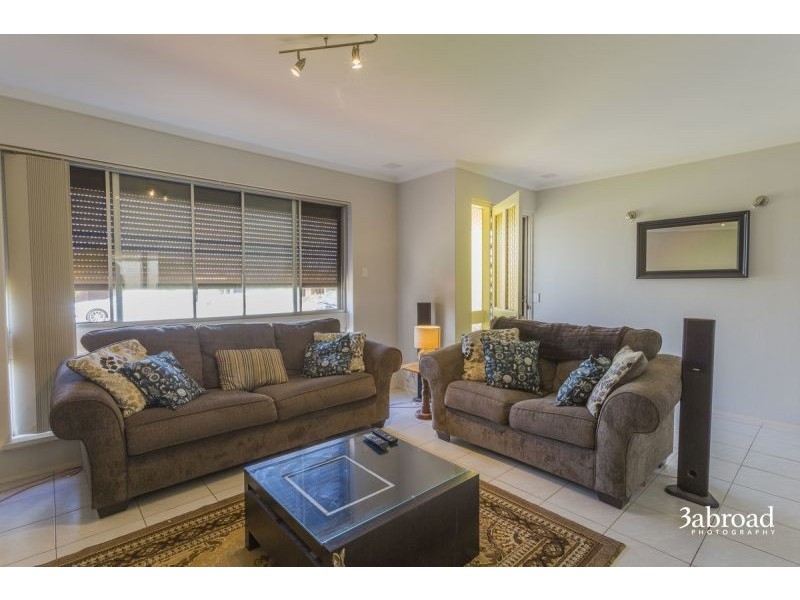 12 Bushy Rd, Spearwood WA 6163