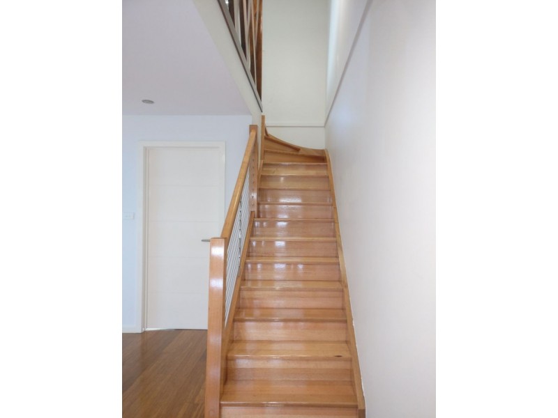 2/57 Rokewood Cres, Meadow Heights VIC 3048