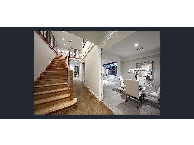 37 St James Park Dr, Brighton VIC 3186