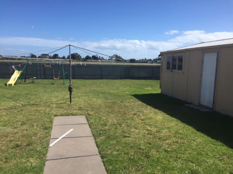 9 Weston St, West Beach SA 5024