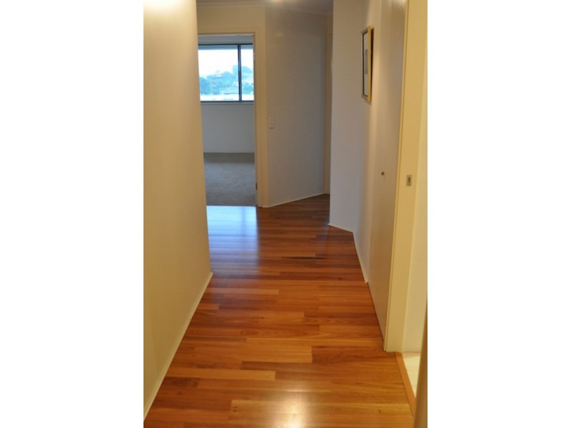 10 Marine Pde, Southport QLD 4215