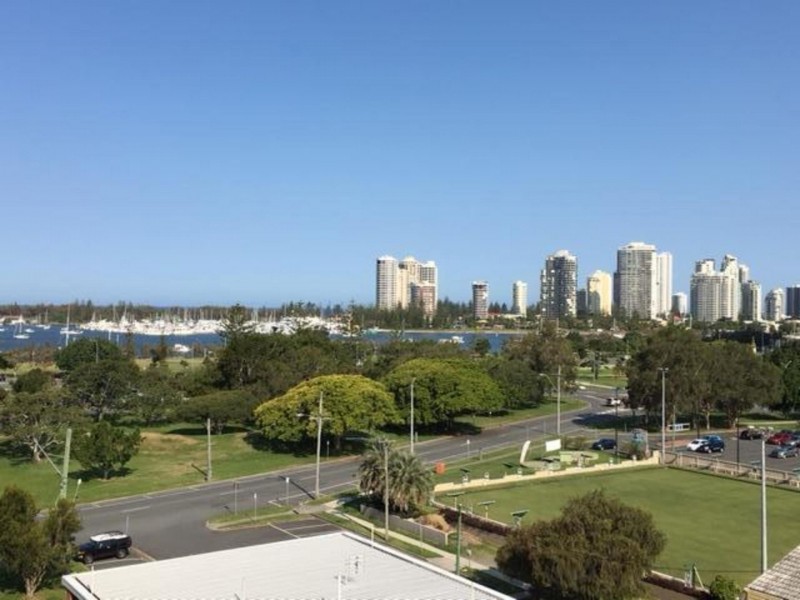 10 Marine Pde, Southport QLD 4215