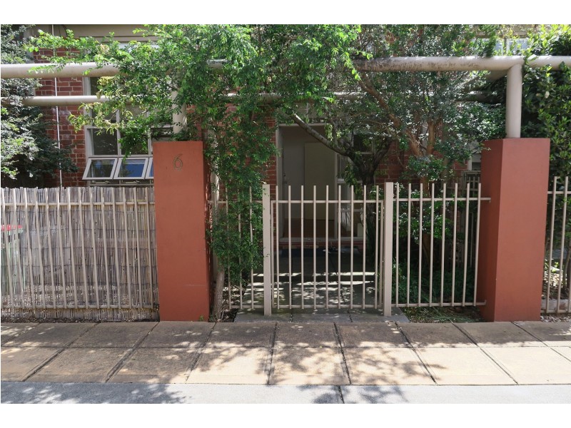 6 Sentry Pl, Maribyrnong VIC 3032