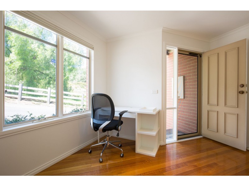 14 Coopers Lane, Kensington VIC 3031