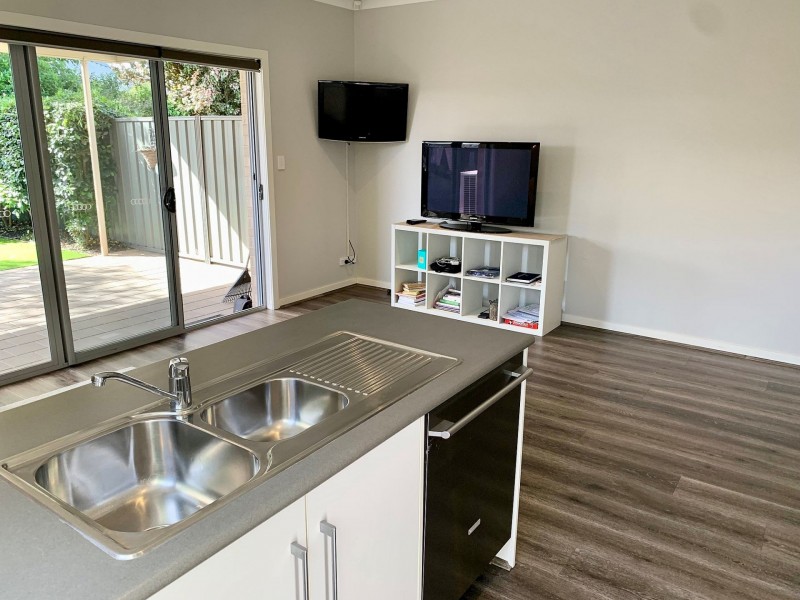 13 Albany Cl, Oaklands Park SA 5046