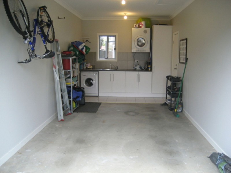 13 Albany Cl, Oaklands Park SA 5046