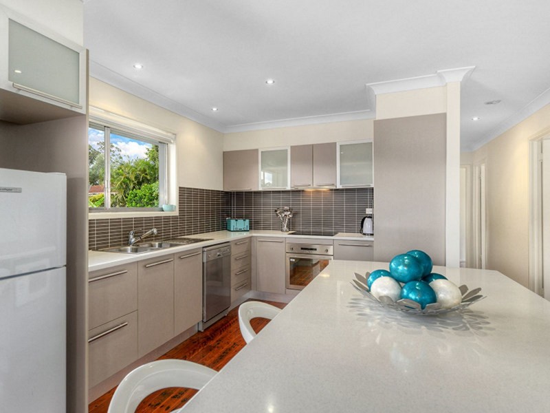11A Brymer St, Chapel Hill QLD 4069