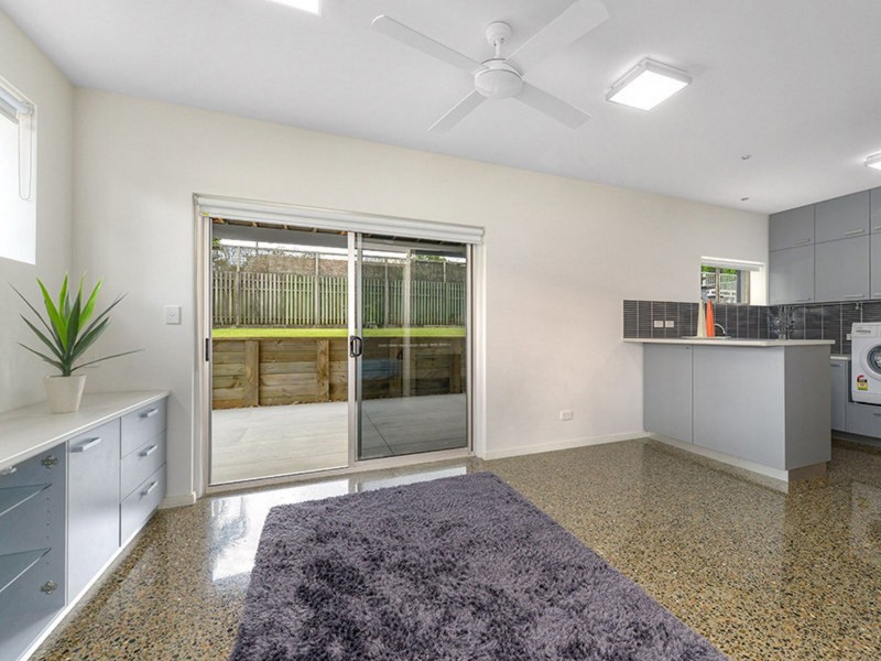 11A Brymer St, Chapel Hill QLD 4069