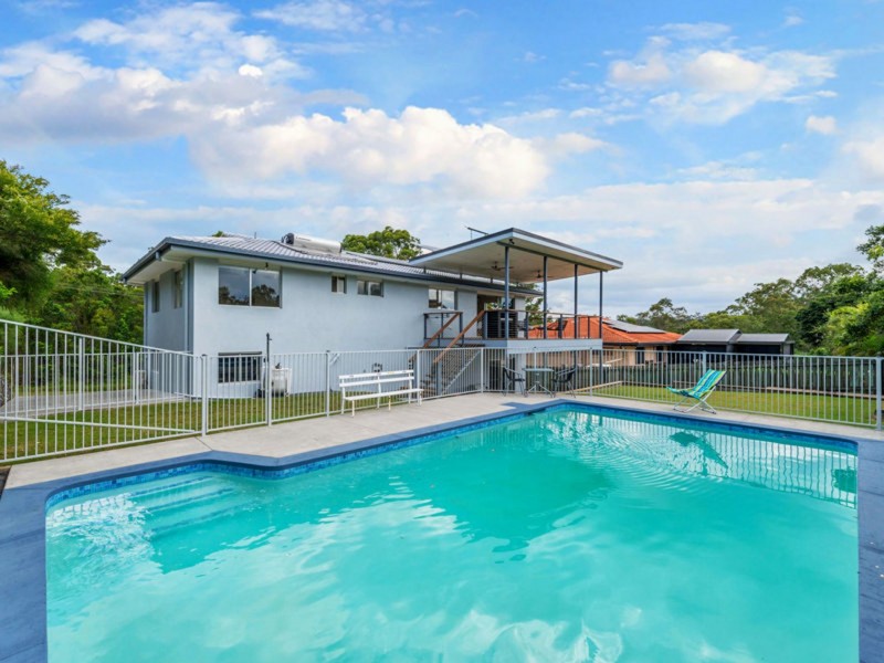 11A Brymer St, Chapel Hill QLD 4069