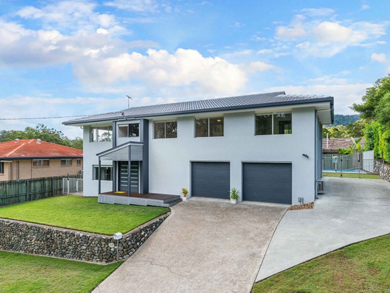 11A Brymer St, Chapel Hill QLD 4069