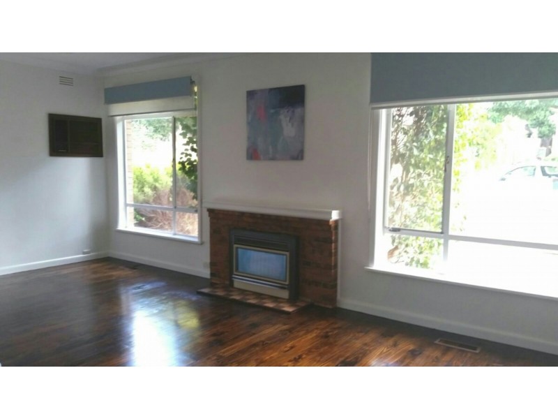 1/33 Katrina St, Blackburn North VIC 3130