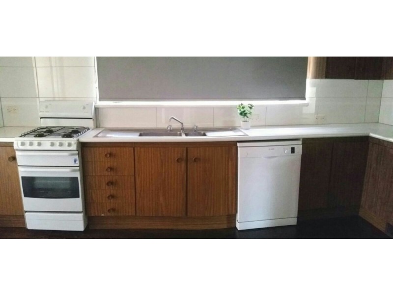 1/33 Katrina St, Blackburn North VIC 3130