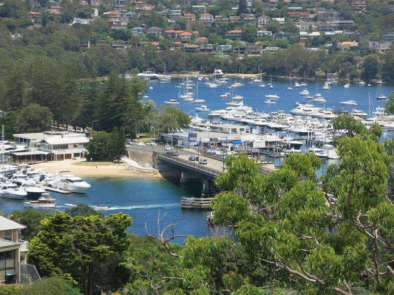 2A Edgecliffe Esp, Seaforth NSW 2092