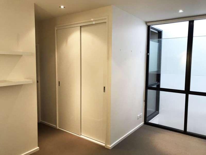 2/284 Smith St, Collingwood VIC 3066