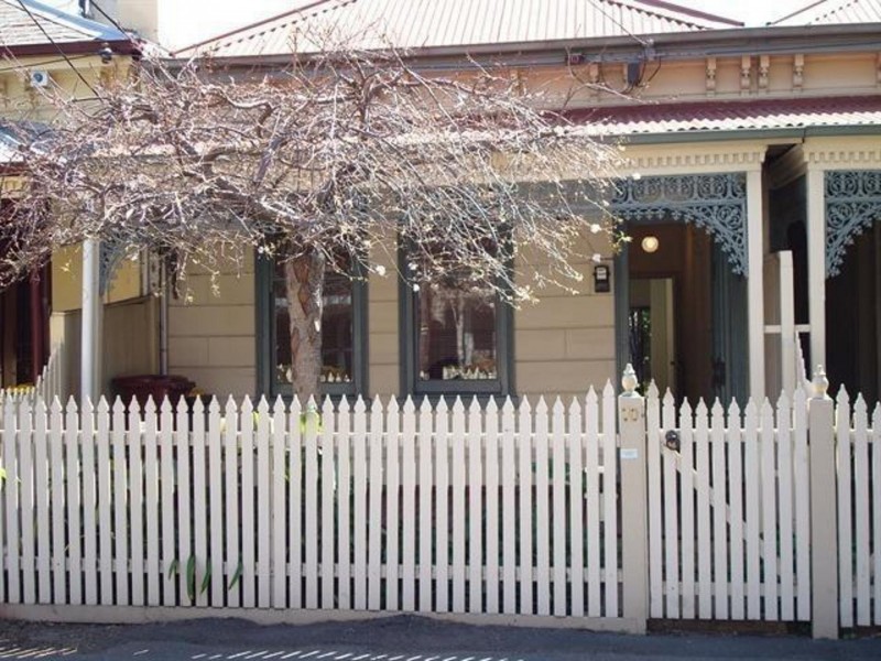 70 Palmerston Cres, South Melbourne VIC 3205