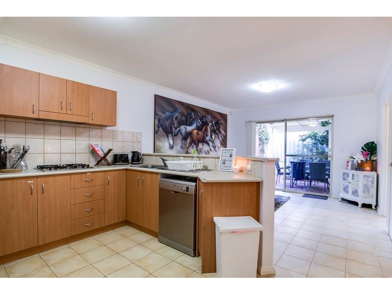 4/5 Temple St, Victoria Park WA 6100