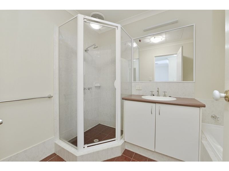 4/5 Temple St, Victoria Park WA 6100