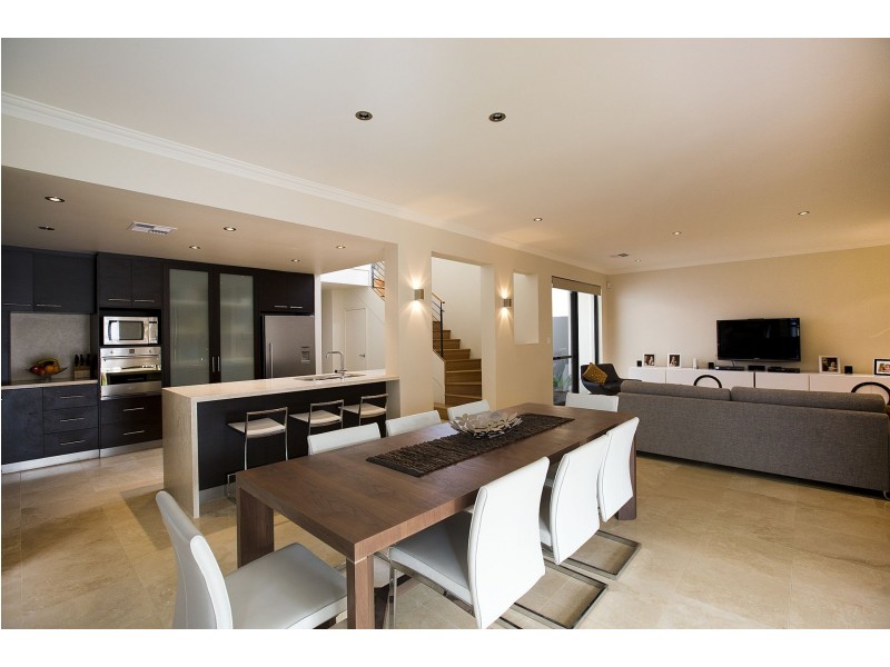 87 Delgado Pde, Iluka WA 6028