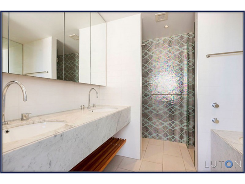 16/11 Sydney Ave, Barton ACT 2600