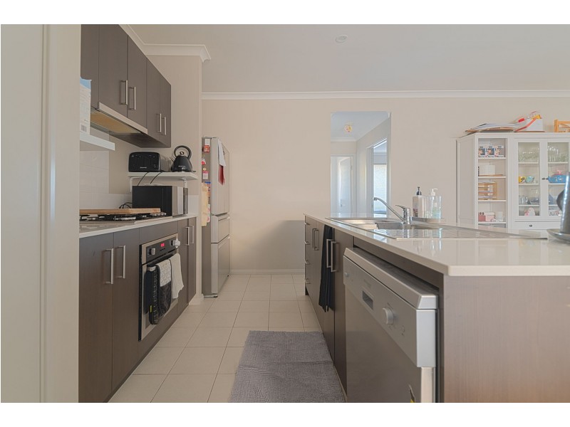13 Niabell Rd, Caversham WA 6055
