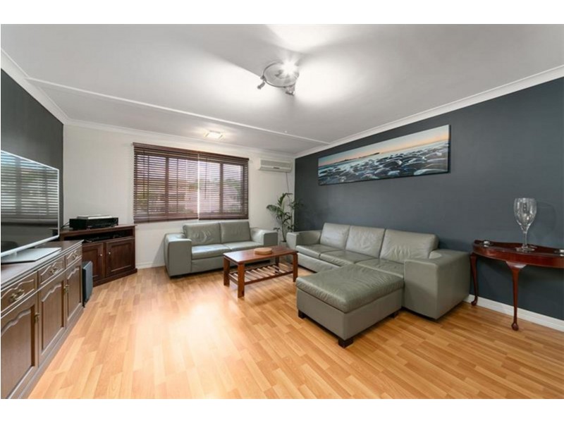 2/34 Macaulay St, Coorparoo QLD 4151