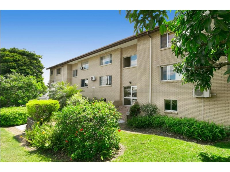 2/34 Macaulay St, Coorparoo QLD 4151