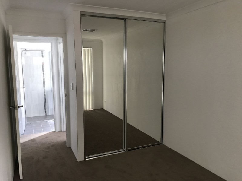 3/373 Old Coast Rd, Australind WA 6233