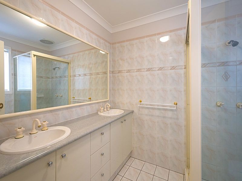 23/14 Oakmont St, Robina QLD 4226