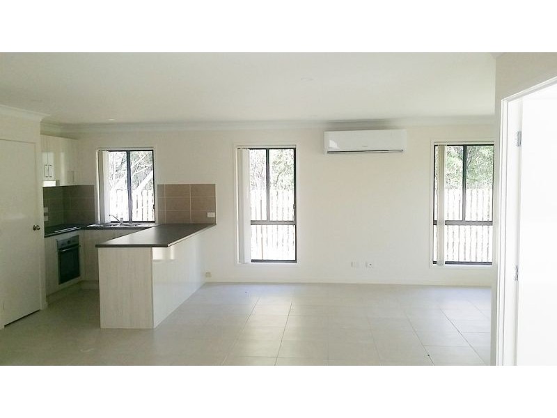 1/19 Ridgemont St, Upper Coomera QLD 4209