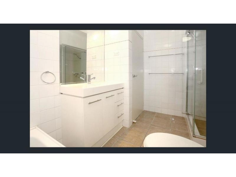 80/33 Thornton St, Surfers Paradise QLD 4217