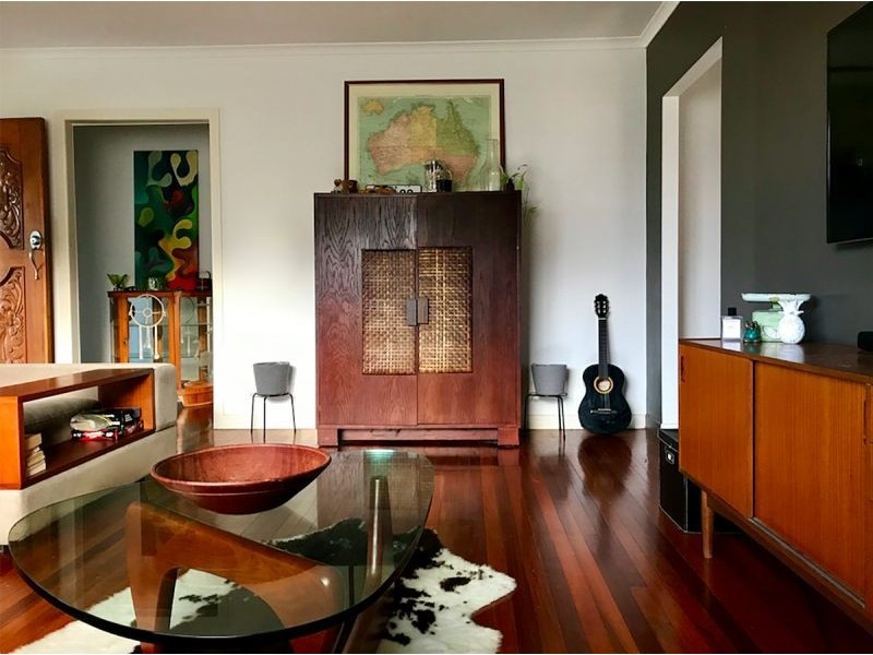 19 Second Ave, Labrador QLD 4215