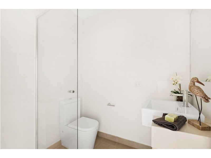 101/213 Burwood Hwy, Burwood East VIC 3151