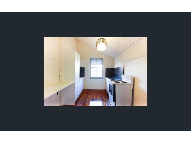 10 Andrews St, Southport QLD 4215