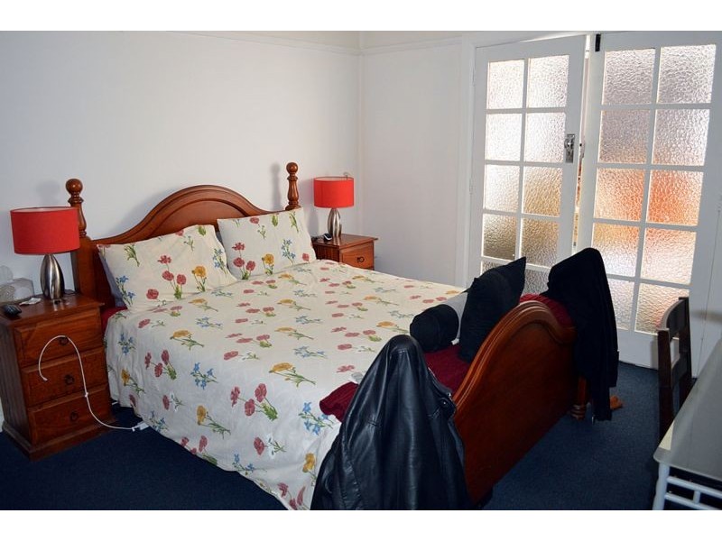 17 Patten Ave, Merrylands NSW 2160