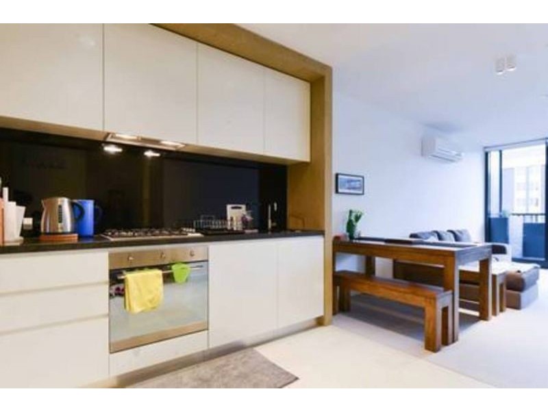 914/74 Queens Rd, Melbourne VIC 3004