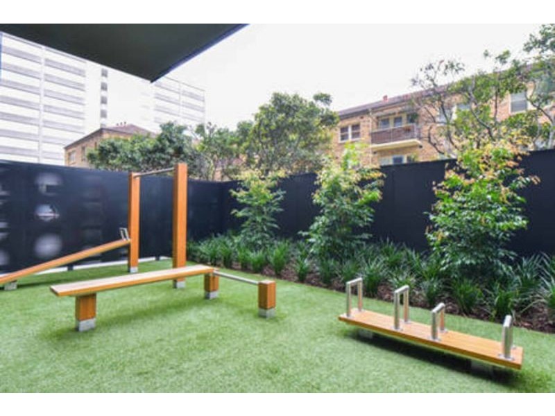 914/74 Queens Rd, Melbourne VIC 3004