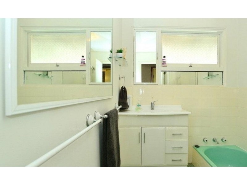 17 Lennox Pl, Hamersley WA 6022