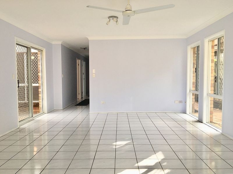 66 Oldbury Pl, Forest Lake QLD 4078