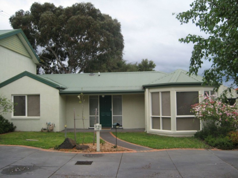 2/141 Elm St, Northcote VIC 3070