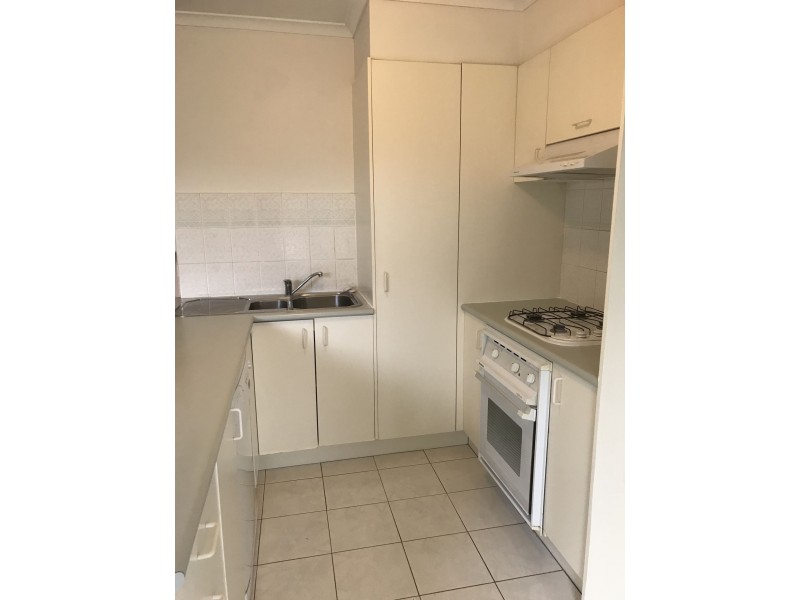 2/141 Elm St, Northcote VIC 3070