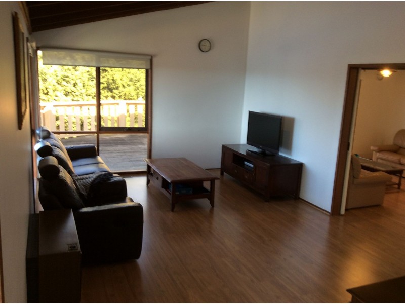 52 Halibut Ave, Ocean Grove VIC 3226