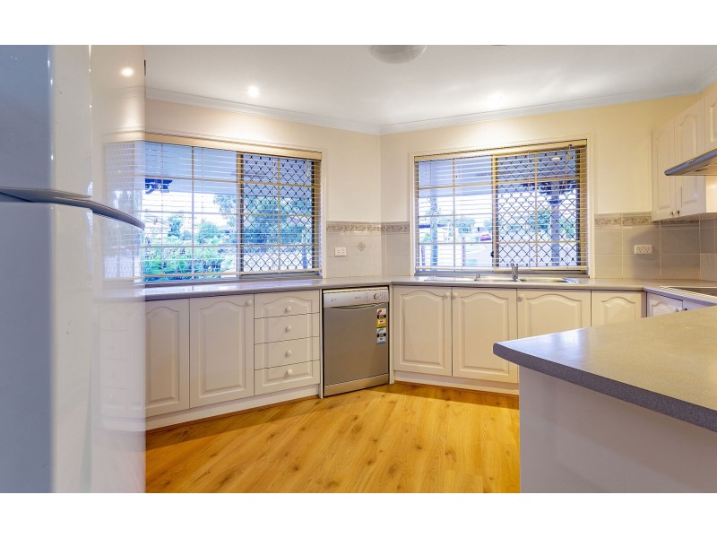 5 Bergan Pl, Cleveland QLD 4163