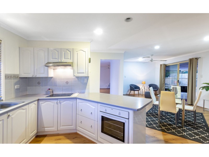 5 Bergan Pl, Cleveland QLD 4163