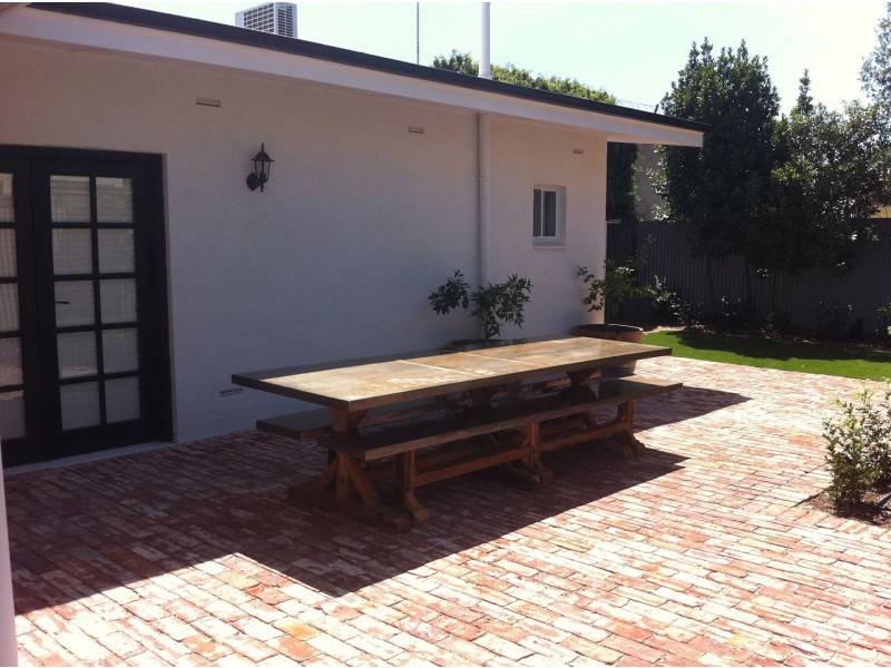 2 Belgrave Ct, Parkside SA 5063