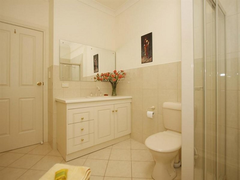 17 Tapley St, Adelaide SA 5000