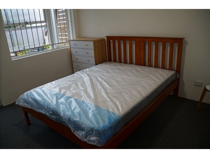 2/9 Victoria Tce, Annerley QLD 4103