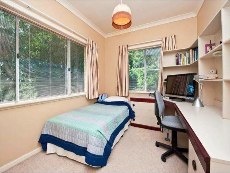 88 Paramatta Rd, Doubleview WA 6018
