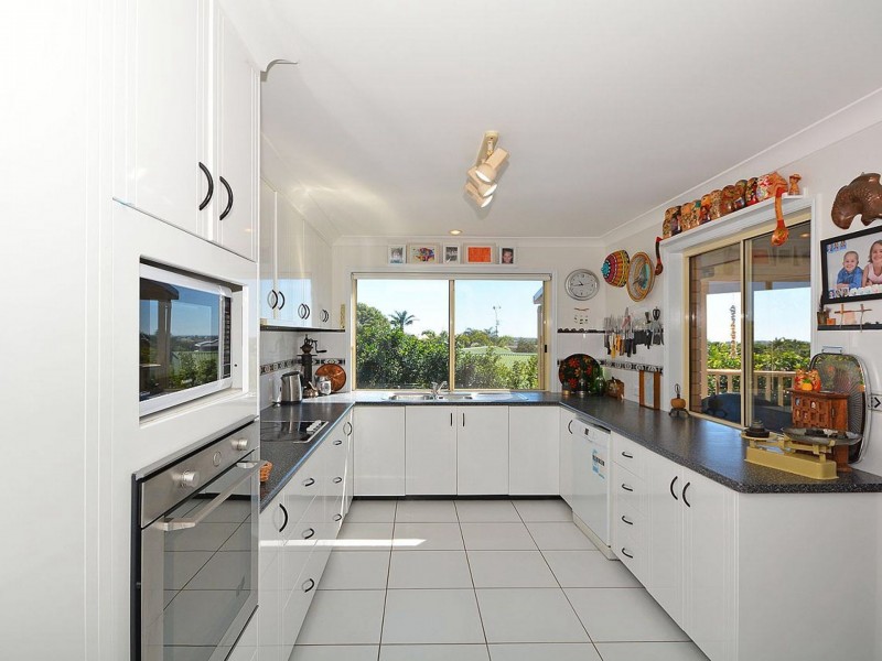 53 Julie Anne St, Urraween QLD 4655