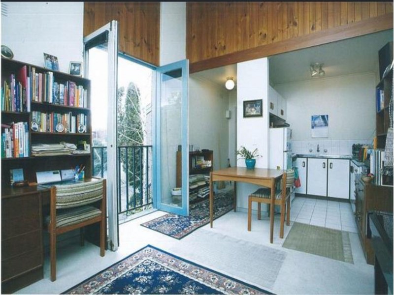 6/2-10 Earl St, Carlton North VIC 3054